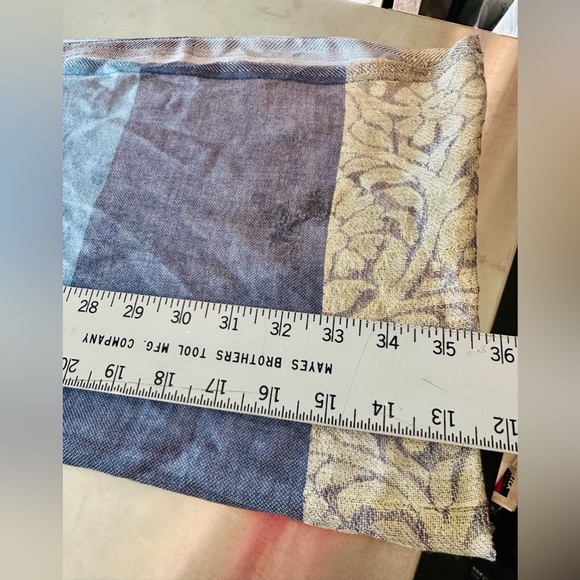 Ann Taylor Metallic Navy Floral Scarf Wrap Shawl ONE SIZE NWOT - Picture 13 of 14